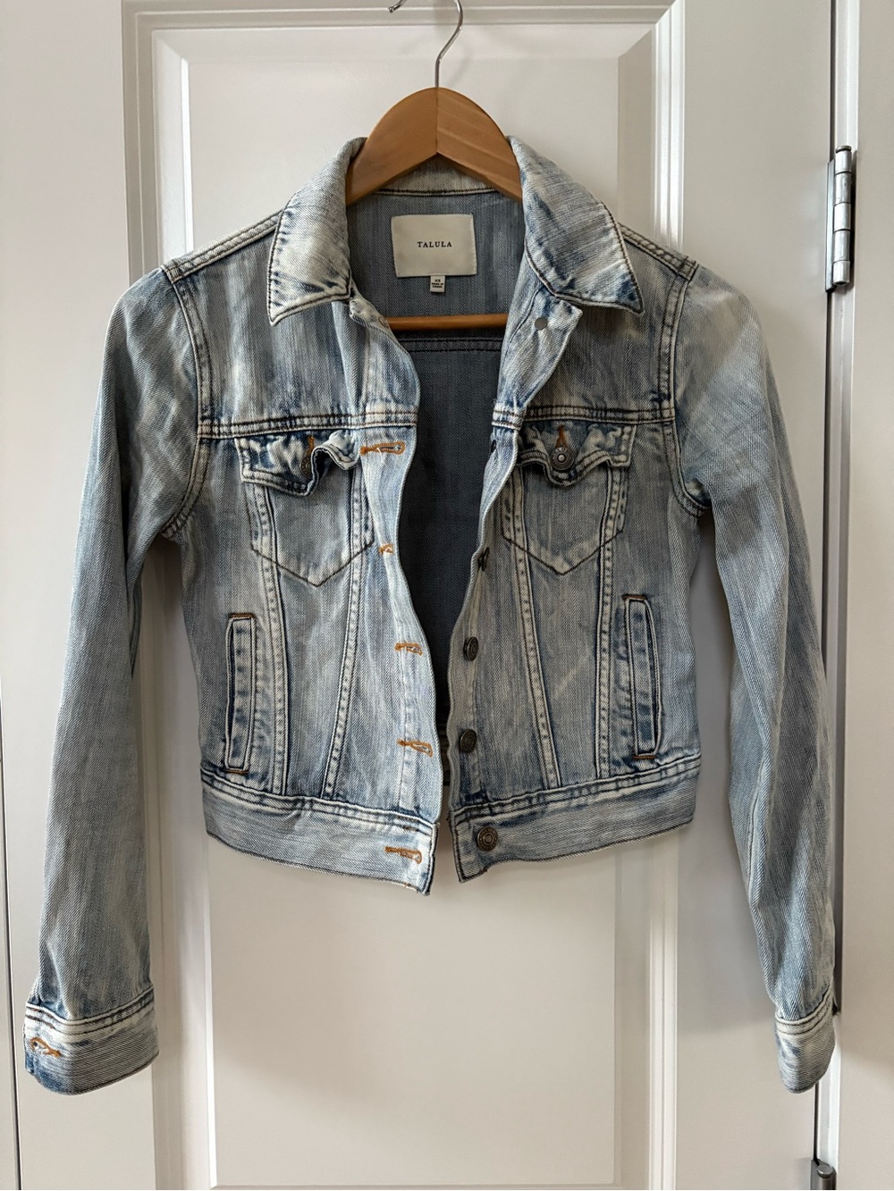 Talula Aritzia Light Acid Wash Denim Jean Jacket - Women's XS